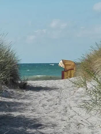 Einer der Eingänge zum Strand